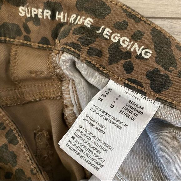 NWOT American Eagle Ne(x)t Level Stretch Super Hi-Rise Jeans Leopard - SIZE 6 - Picture 4 of 4